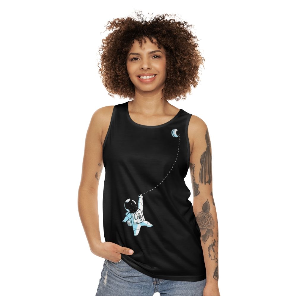 Yoyo Unisex Tank Top for Vintage Yoyo Tricks - women