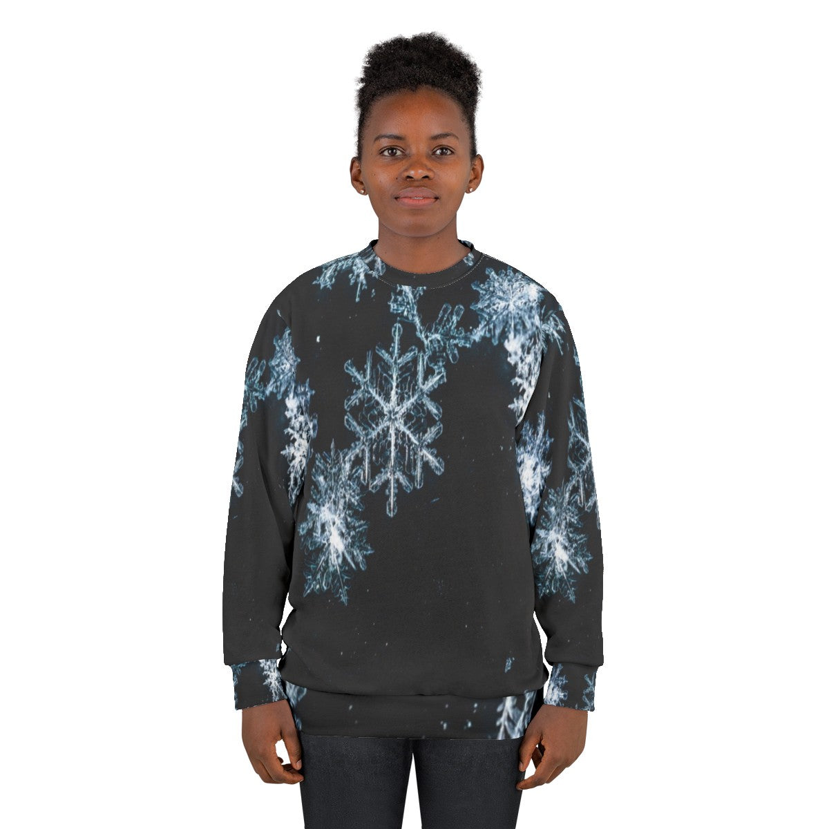 Black and white snowflake pattern sweatshirt - women