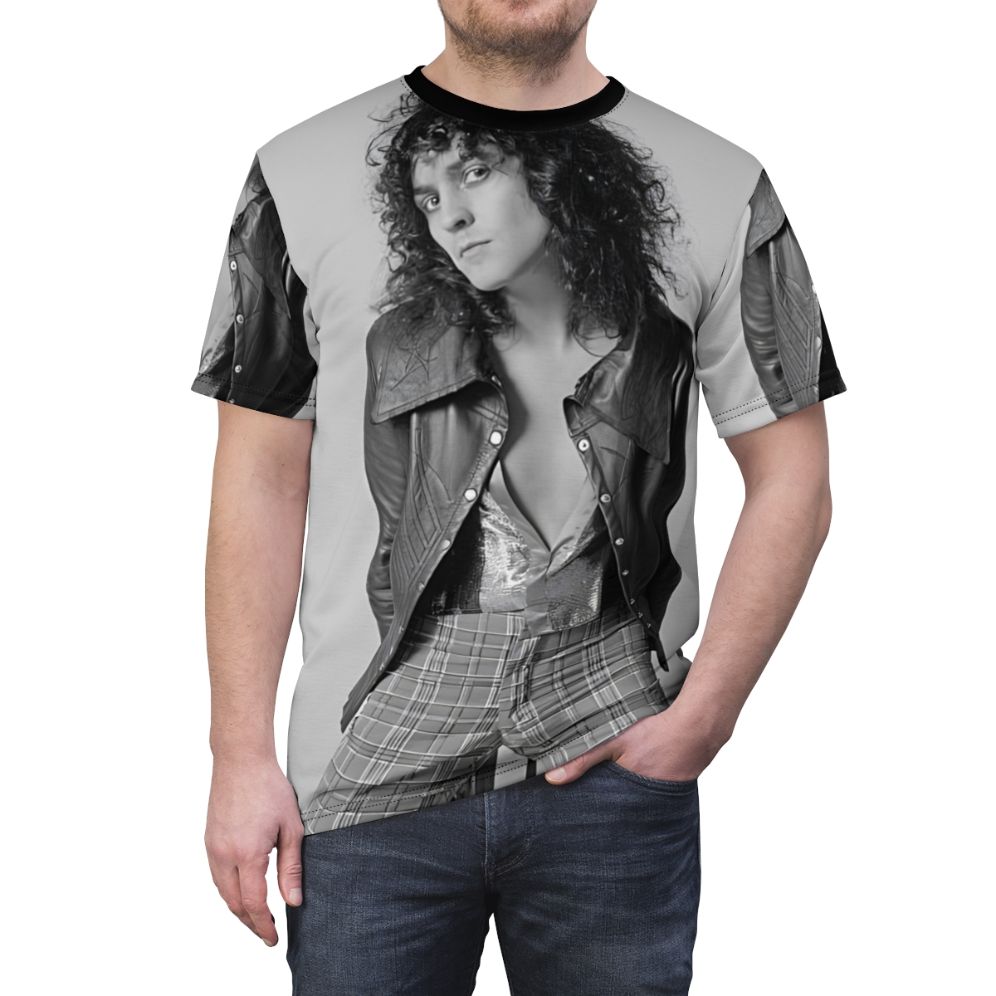 Retro-inspired T-shirt featuring the iconic image of singer-songwriter Marc Bolan - men front