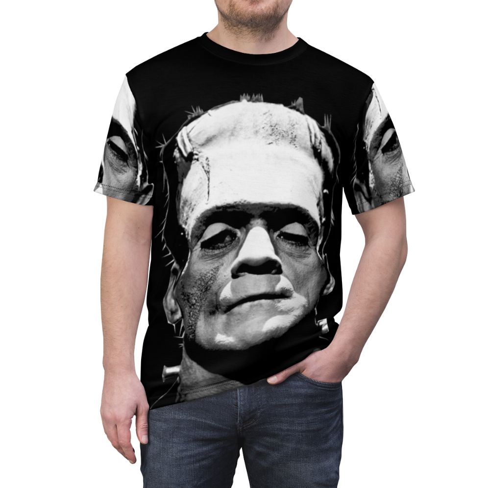 Vintage-inspired monster t-shirt with classic horror movie imagery - men front