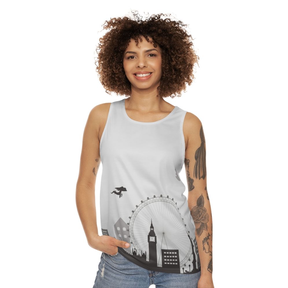 Unisex urban landscape greyscale tank top - women