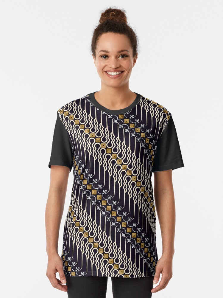 Batik parang pattern graphic t-shirt, javanese textile design - Women