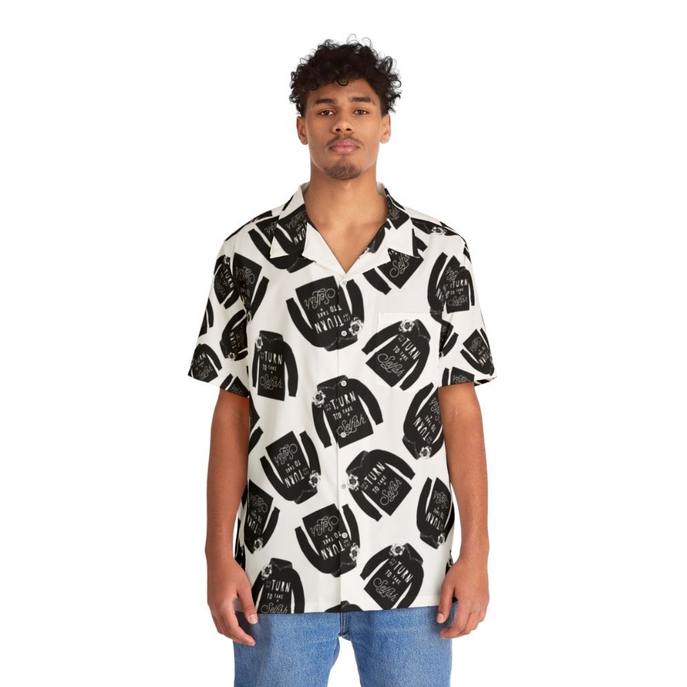 David Rose wearing a Hawaiian-style shirt with a floral pattern - People Front