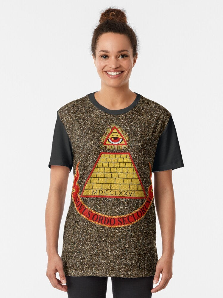 Vintage 80s "Desperately Seeking Susan" graphic t-shirt with Rosanna Arquette, illuminati, and pyramid design - Women