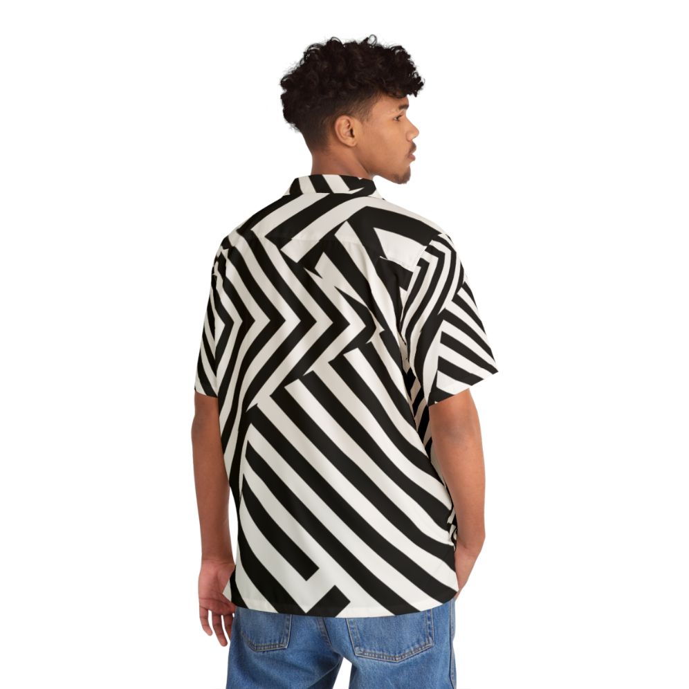 Black and white Hawaiian shirt with optical illusion camouflage print - People Back