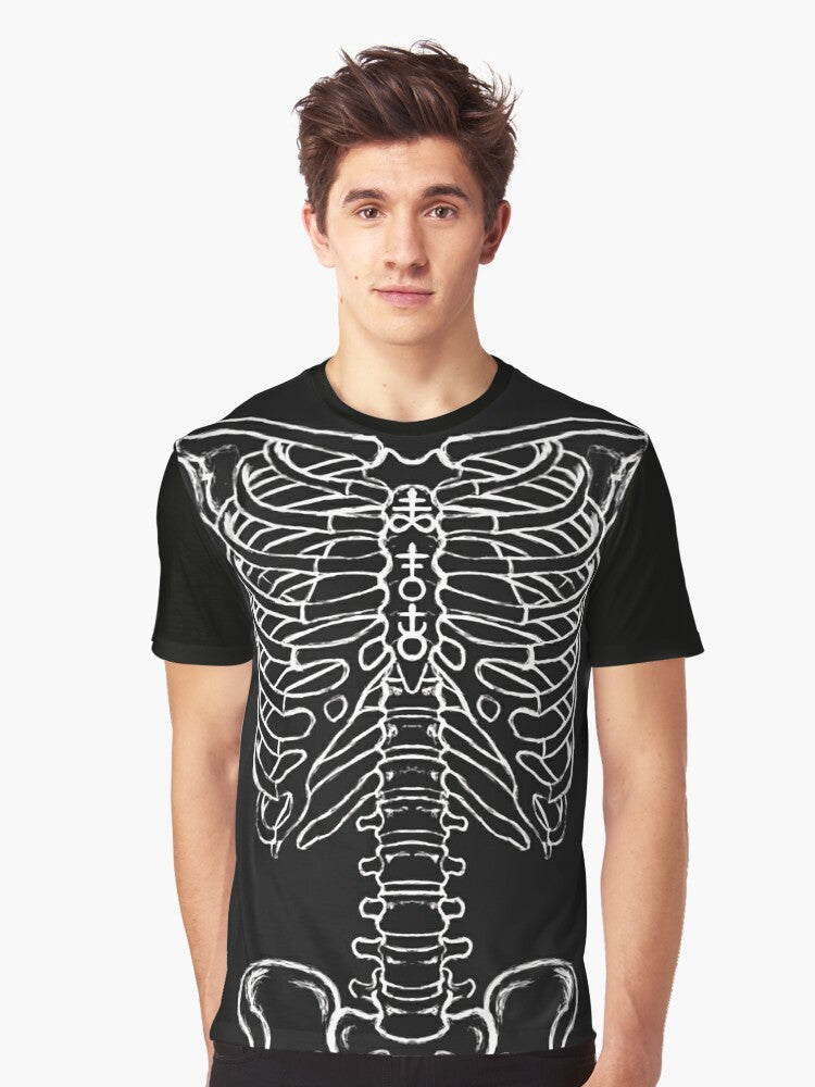 Skeleton graphic t-shirt with a detailed rib cage design - Men