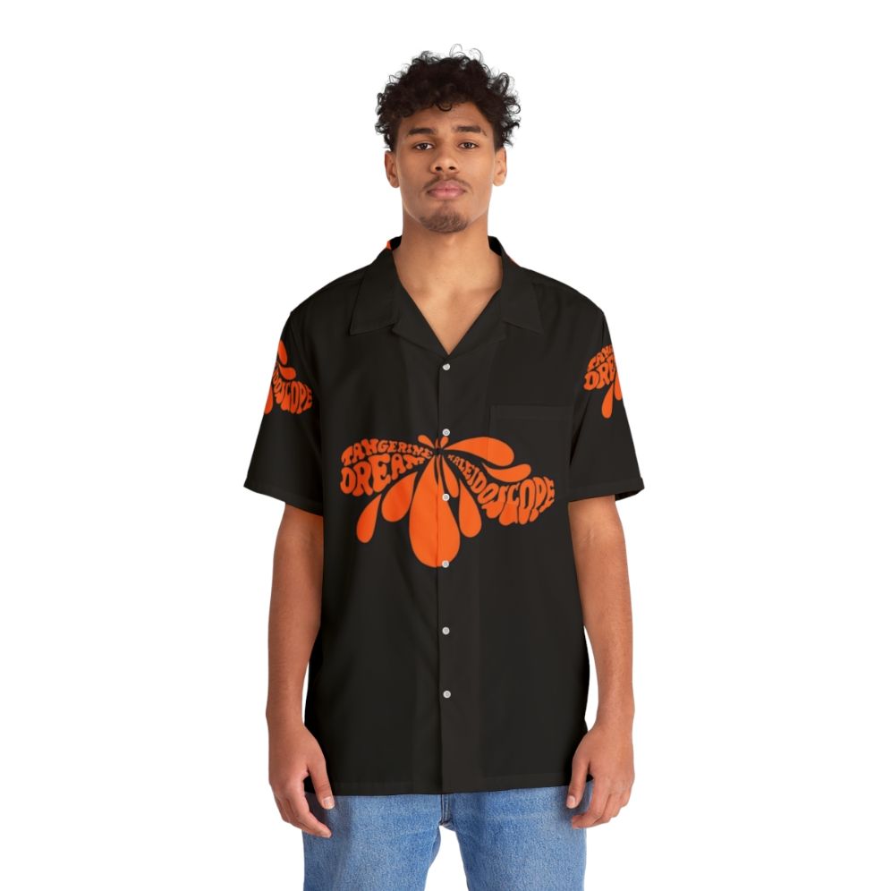 Retro psychedelic Hawaiian shirt with tangerine dream graphics - People Front