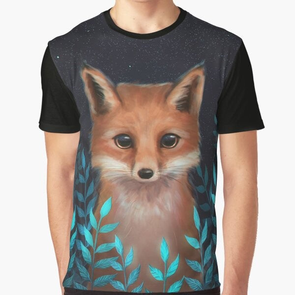 A cozy and stylish graphic t-shirt featuring a cute fox design, perfect for the autumn and winter seasons.