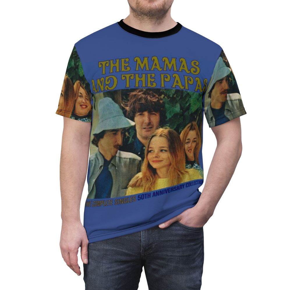 Vintage-inspired 1960s music t-shirt with a psychedelic design featuring The Mamas and The Papas band logo - men front