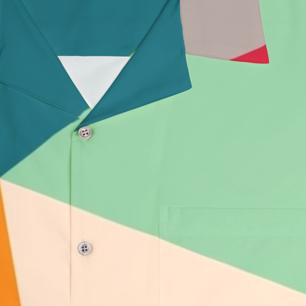 Colourful geometric triangles Hawaiian shirt with abstract, contemporary design - Detail