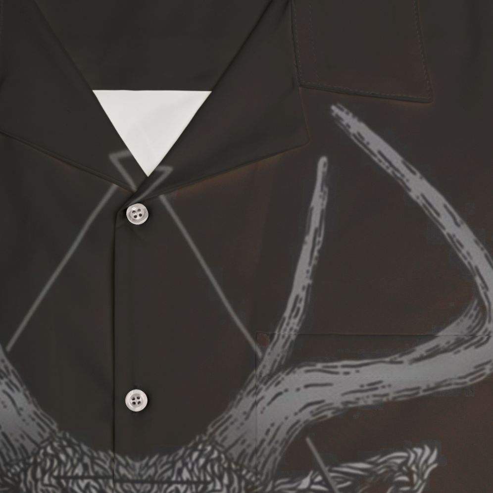 Dark deer with geometric patterns on a Hawaiian-style shirt - Detail