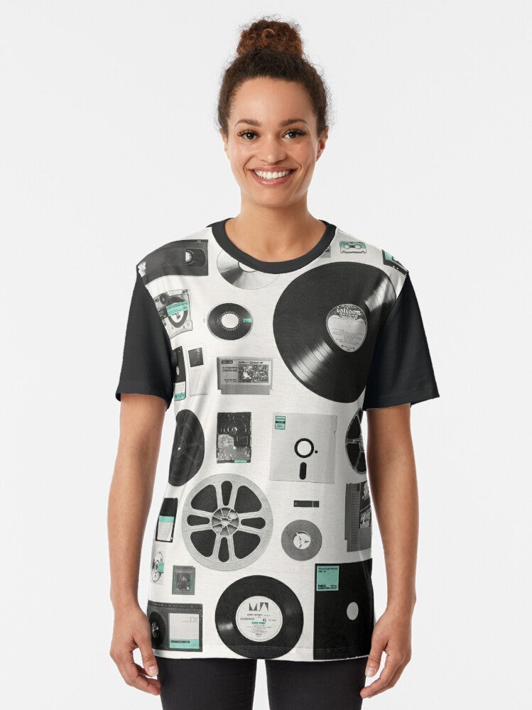 Retro analog data graphic design t-shirt - Women