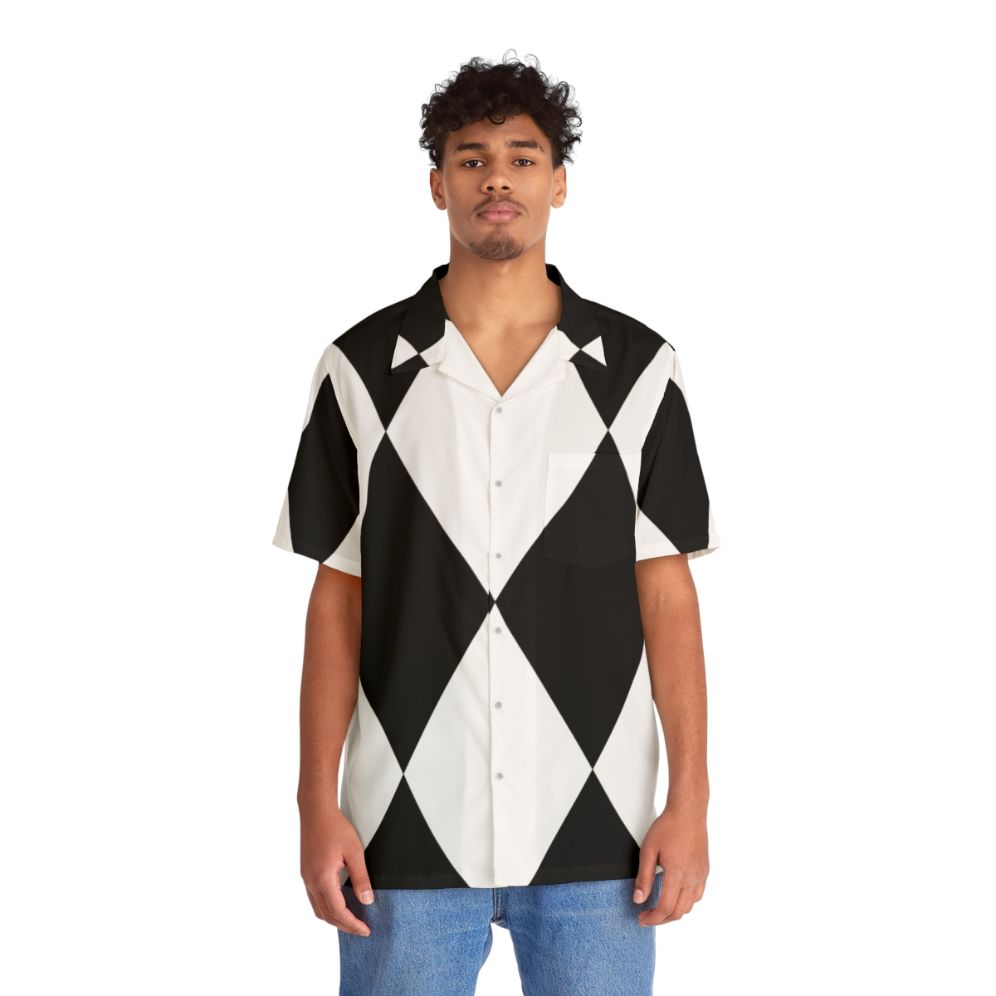 Black and white harlequin pattern Hawaiian shirt - People Front