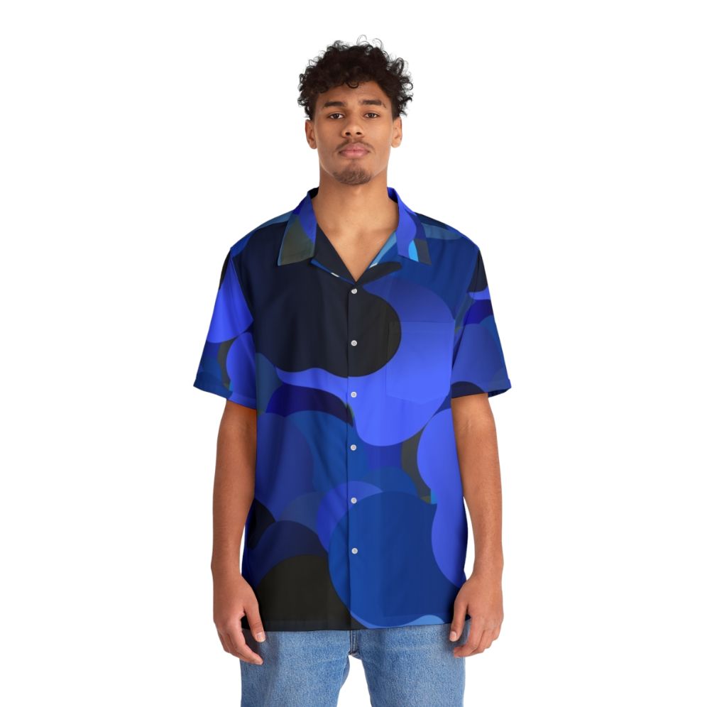 Blue camouflage Hawaiian shirt with tropical print pattern - People Front