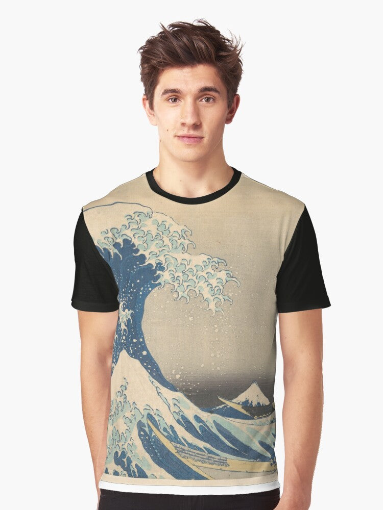 Graphic t-shirt featuring Hokusai's iconic "The Great Wave off Kanagawa" artwork - Men