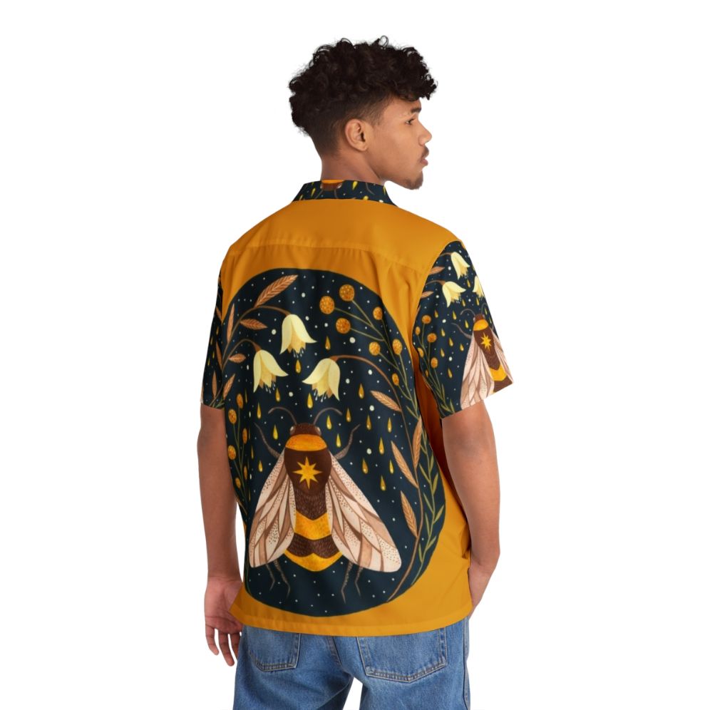 Harvester of Gold Hawaiian Bee Shirt - People Back