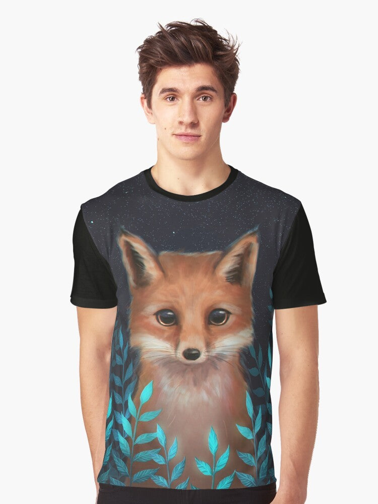 A cozy and stylish graphic t-shirt featuring a cute fox design, perfect for the autumn and winter seasons. - Men