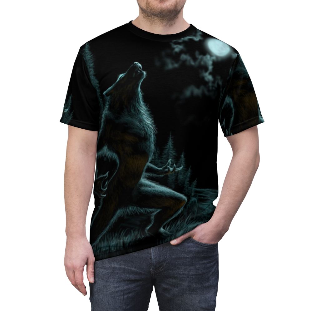 Howling werewolf illustration on a black t-shirt - men front