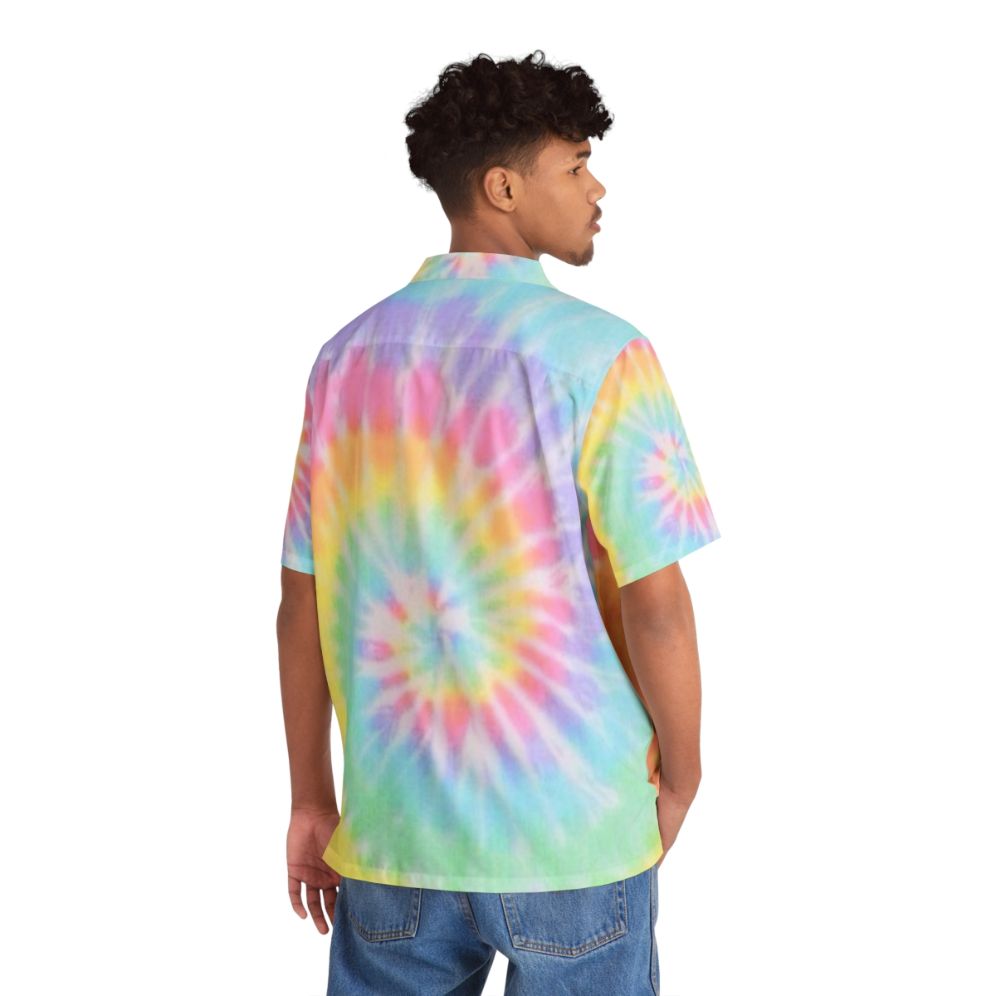 Vibrant rainbow tie dye hawaiian shirt - People Back