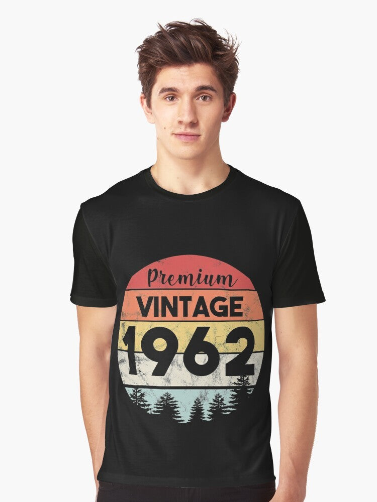 Premium Vintage 1962 Birthday Distressed Graphic T-Shirt - Men