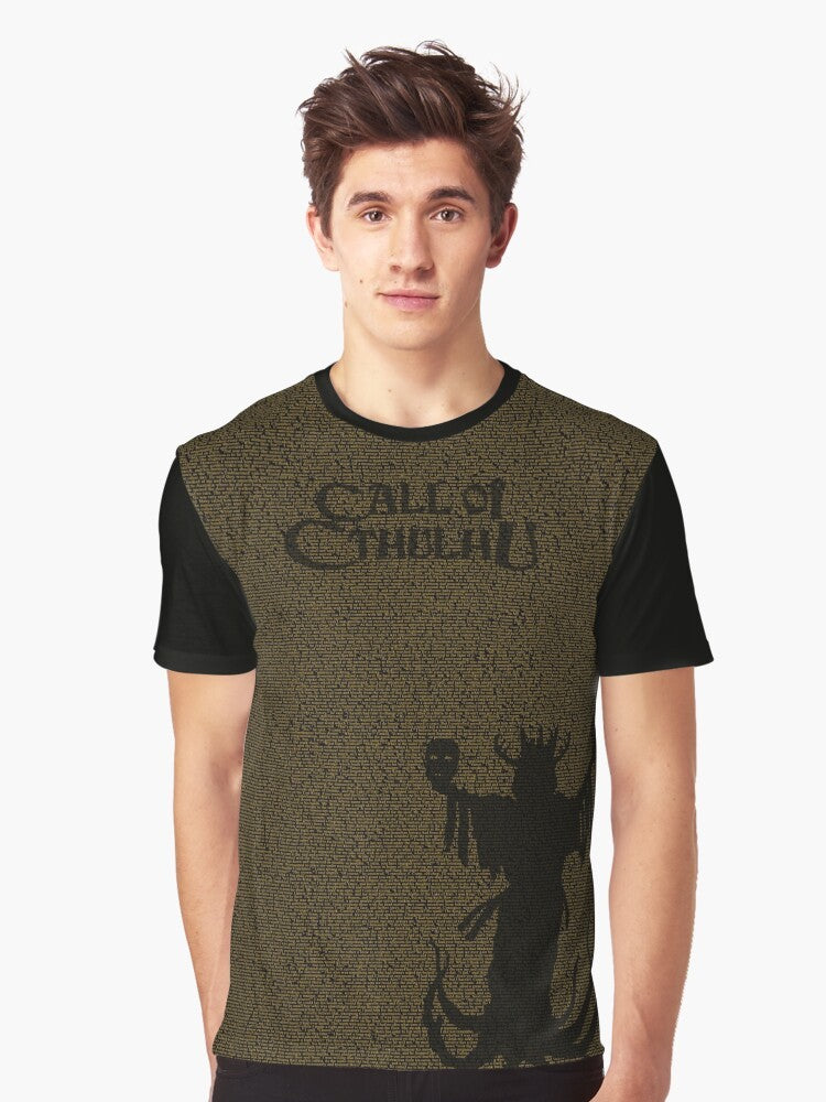 Cthulhu Mythos Hastur graphic t-shirt with text "The Horror Between The Lines" - Men