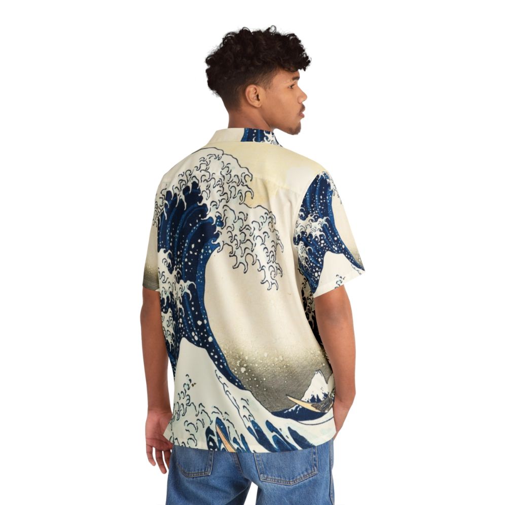 Hokusai's famous Japanese wave painting printed on a Hawaiian shirt - People Back