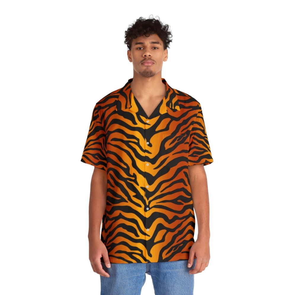 Tiger stripe print Hawaiian shirt - People Front