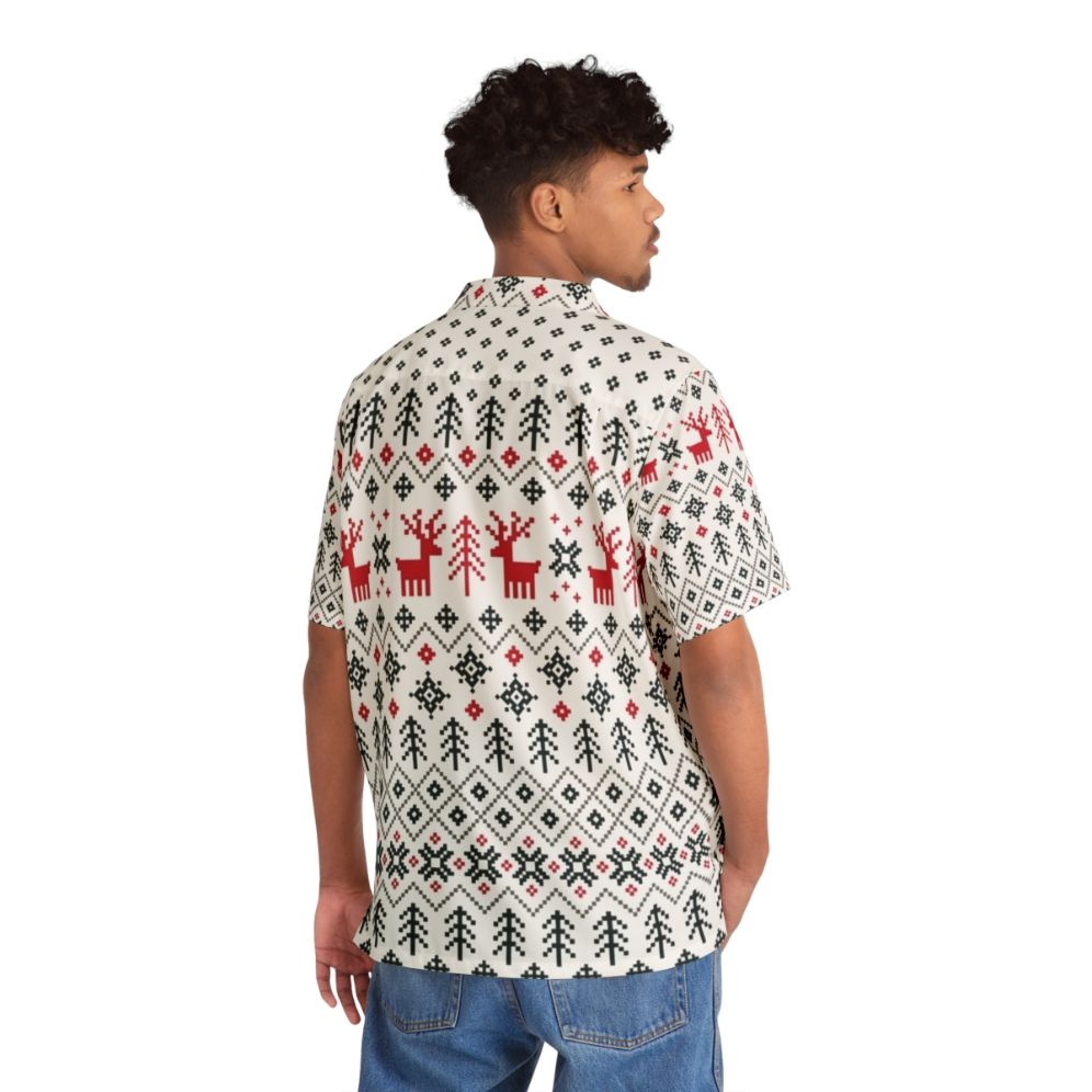 Festive Hawaiian shirt with ugly Christmas sweater pattern - People Back