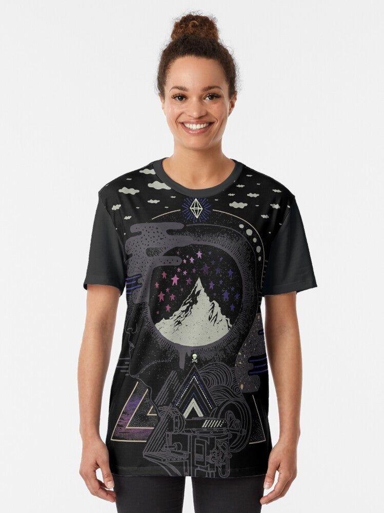 Surreal graphic t-shirt with a dreaming head design - Women