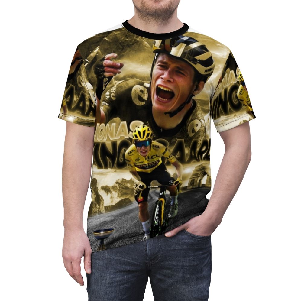 A high-quality t-shirt featuring a cycling design inspired by Jonas Vingegaard's 2022 Tour de France victory - men front