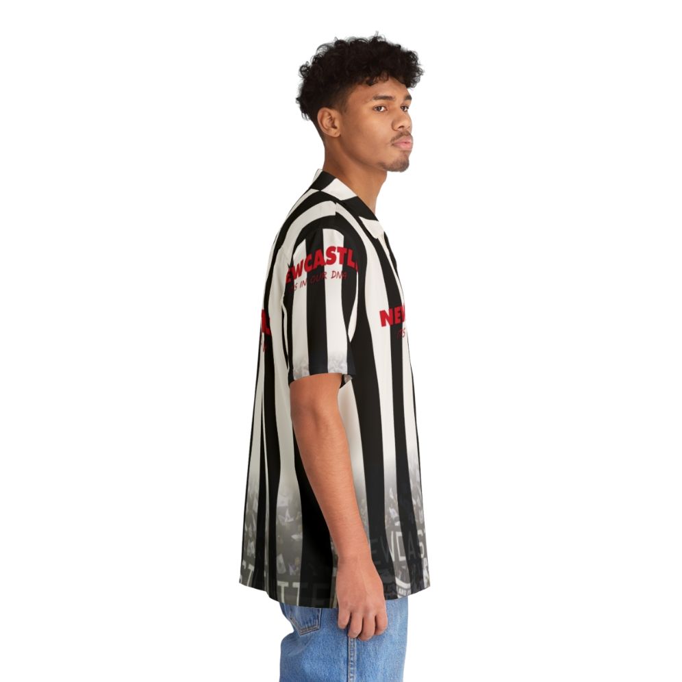 Newcastle United FC Hawaiian Shirt featuring the Magpies crest and colors - People Pight