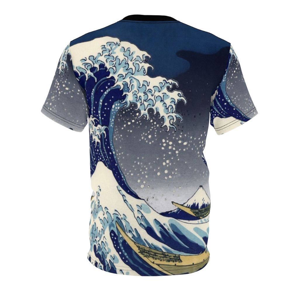 Stylish t-shirt featuring the iconic "Great Wave off Kanagawa" artwork by Hokusai - Back