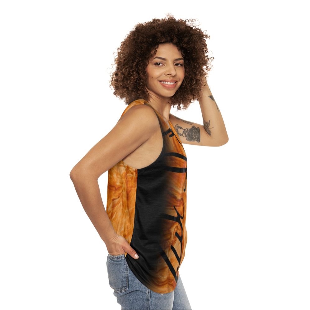 Unisex tank top in camouflage design for outdoor activities - women side