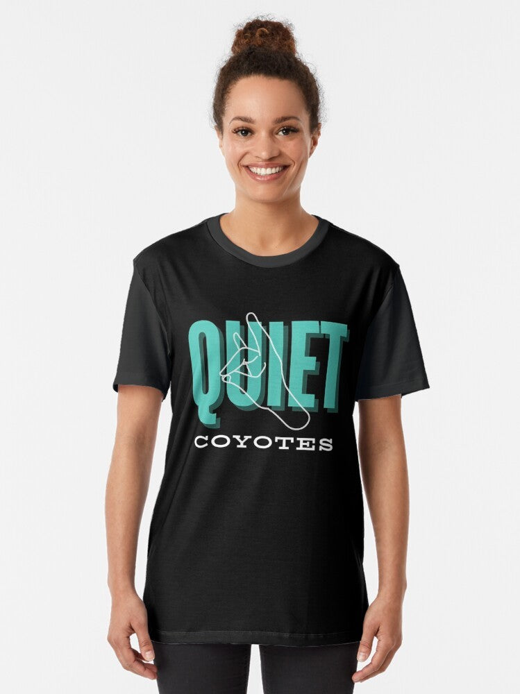 Graphic t-shirt featuring a coyote design - Women