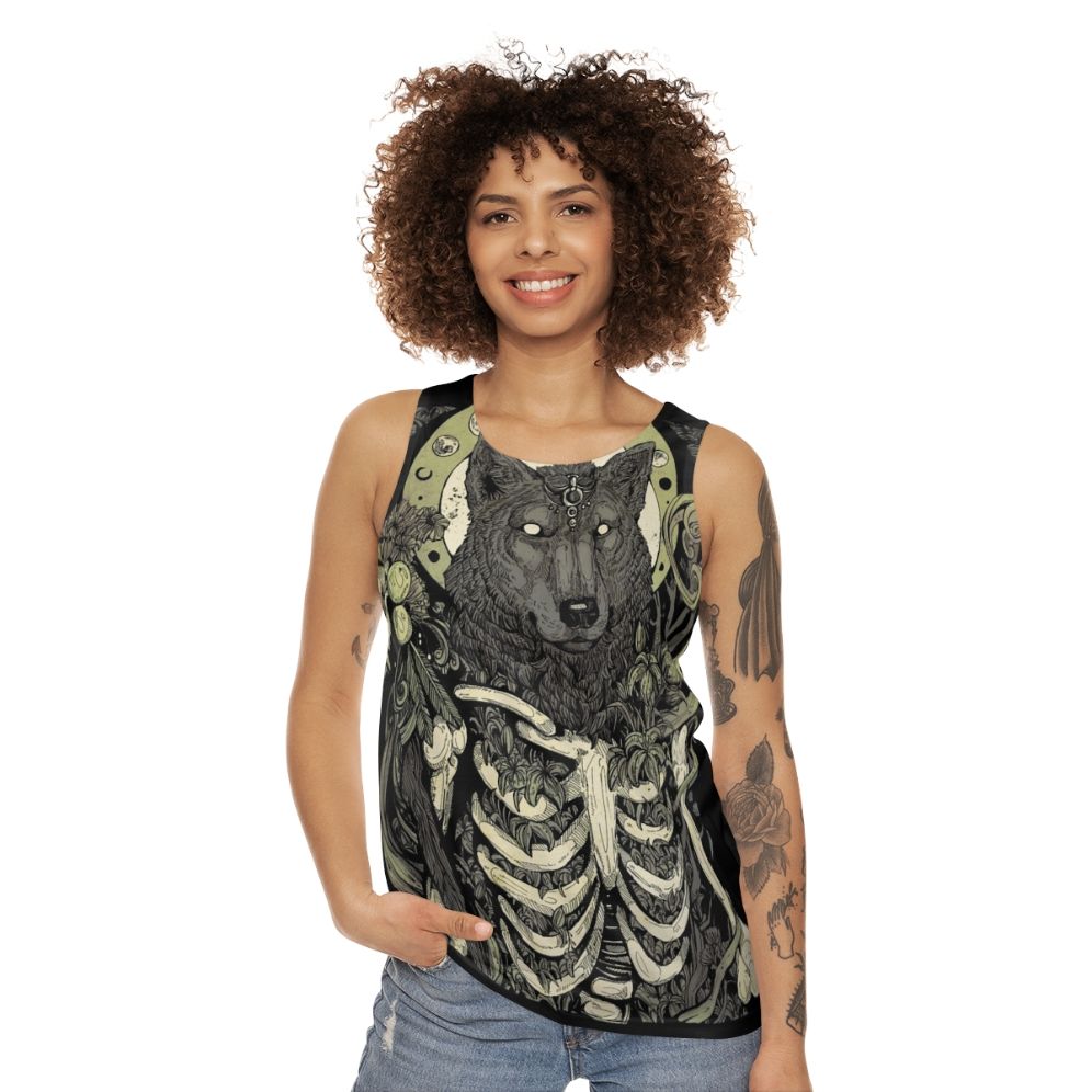 Unisex werewolf skull graphic tank top - women