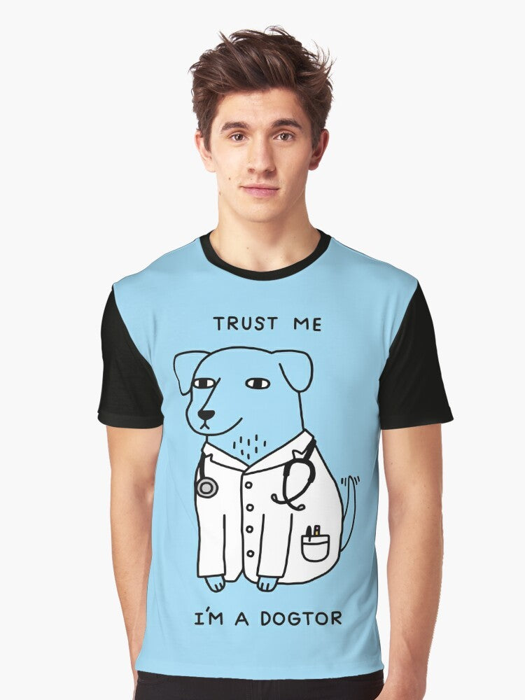 Graphic t-shirt with a dog wearing a stethoscope and the text "Dogtor" - Men