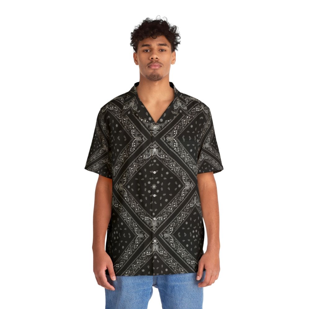 Black and white bandana print Hawaiian shirt - People Front