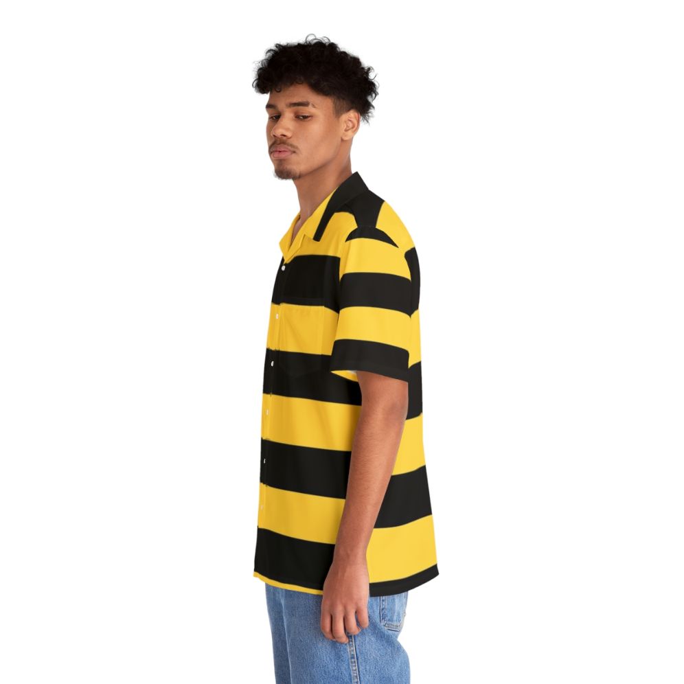 Bumble bee Hawaiian shirt with bright yellow and black stripes - People Left