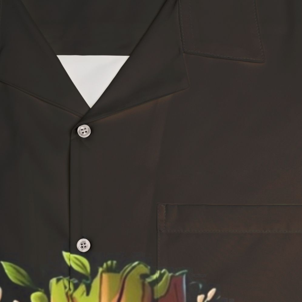 Baby Groot wearing a colorful Hawaiian shirt - Detail