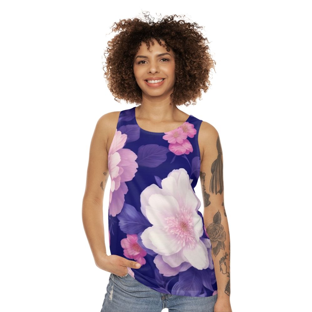 Floral pattern unisex tank top - women