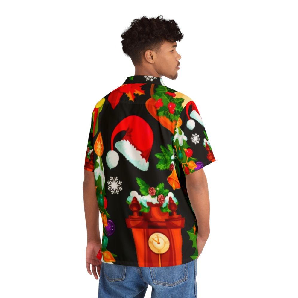 Festive Hawaiian-style Christmas pattern shirt - People Back