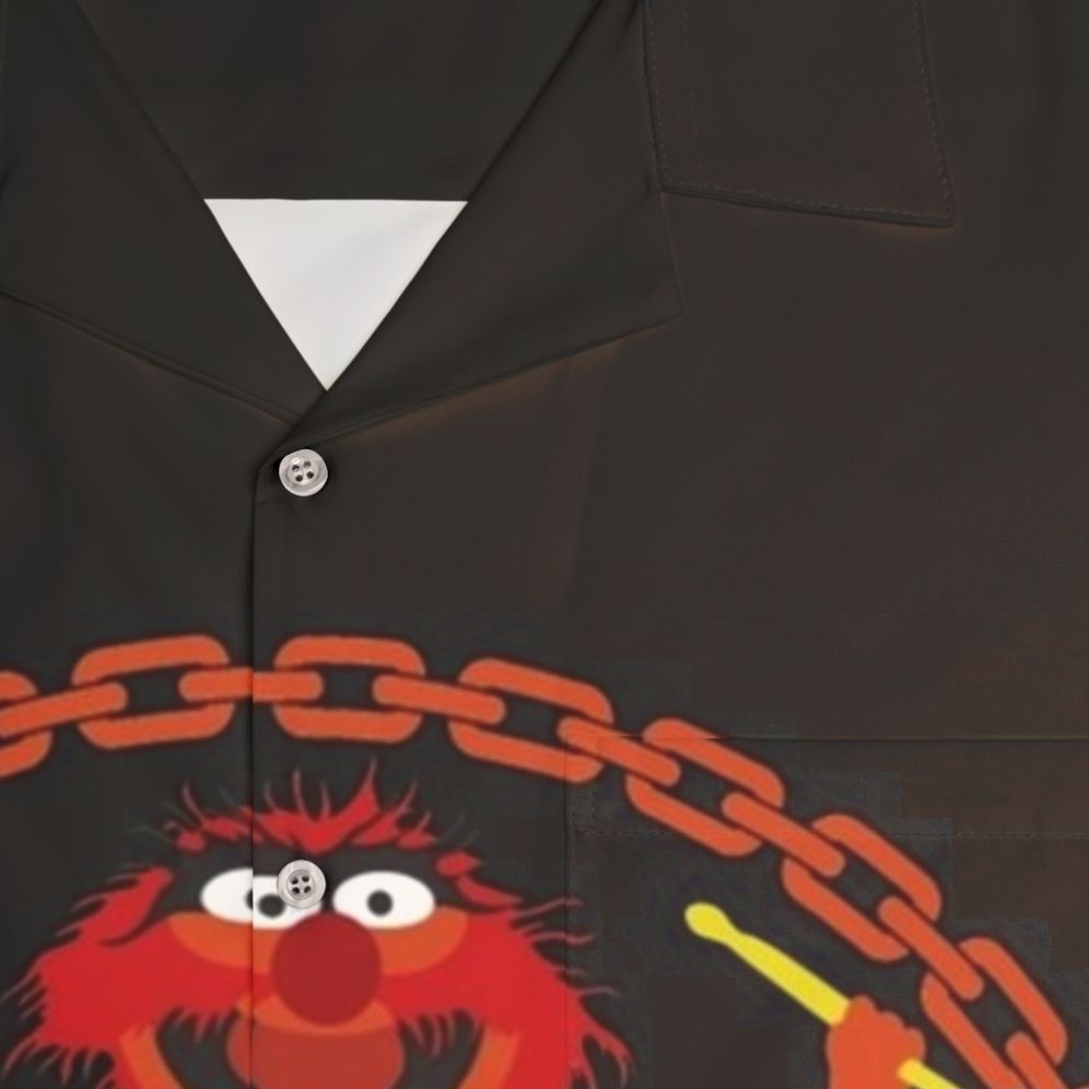 Muppets-inspired Hawaiian shirt with drum and animal design - Detail