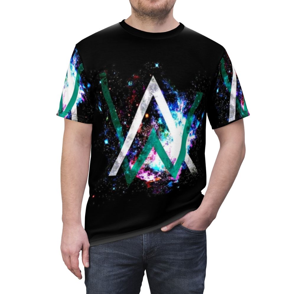 T-shirt featuring electronic dance music inspired artwork - men front