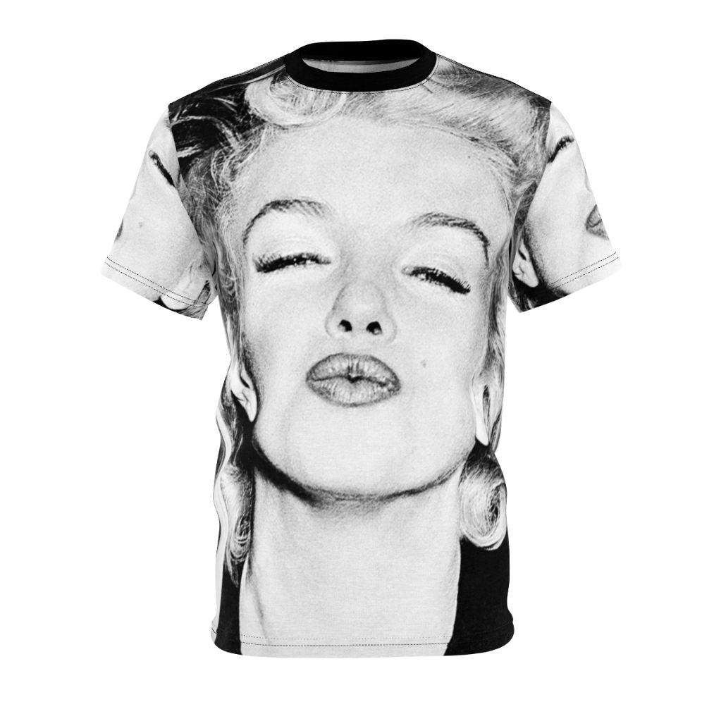 Vintage black and white portrait of Marilyn Monroe on a t-shirt