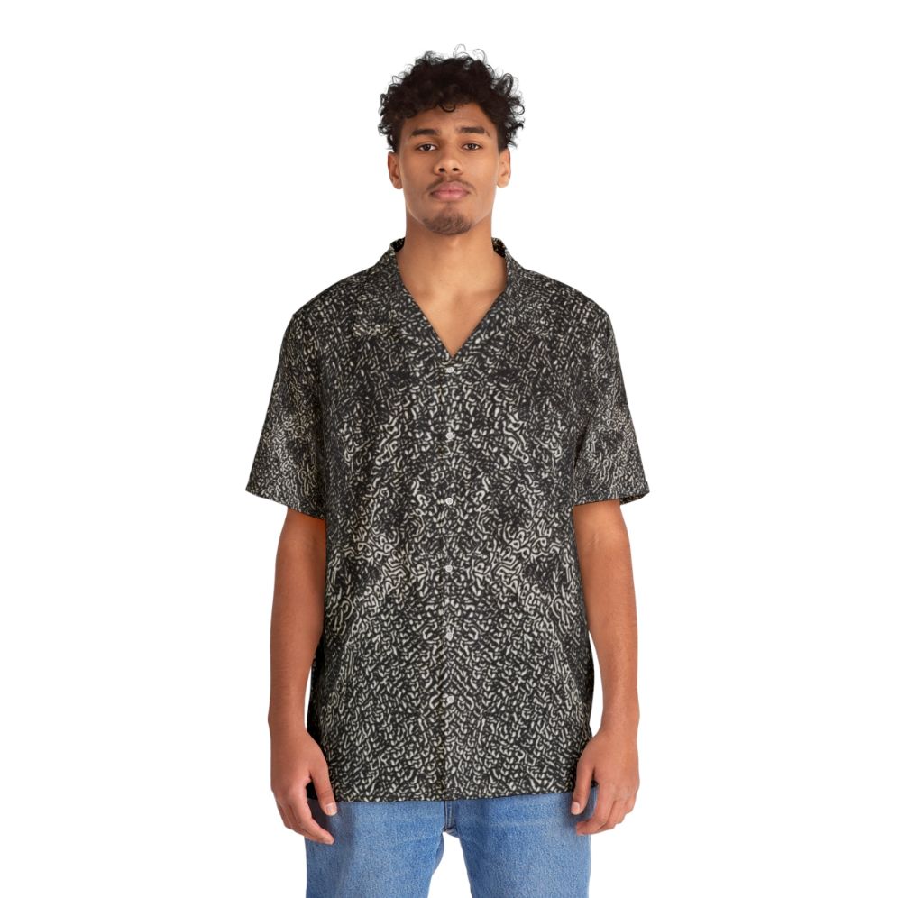 Vintage-Inspired Tehran Hawaiian Shirt with Tropical Floral Pattern - People Front