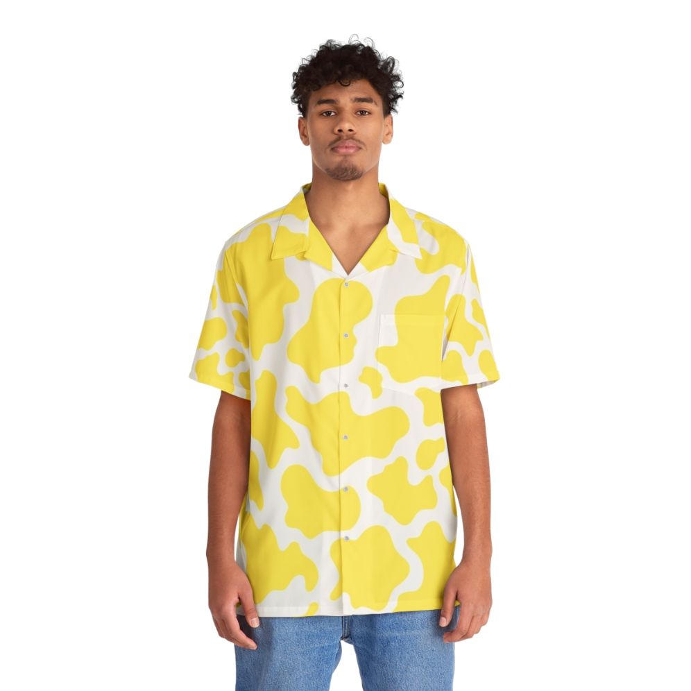 Yellow cow print Hawaiian shirt - People Front