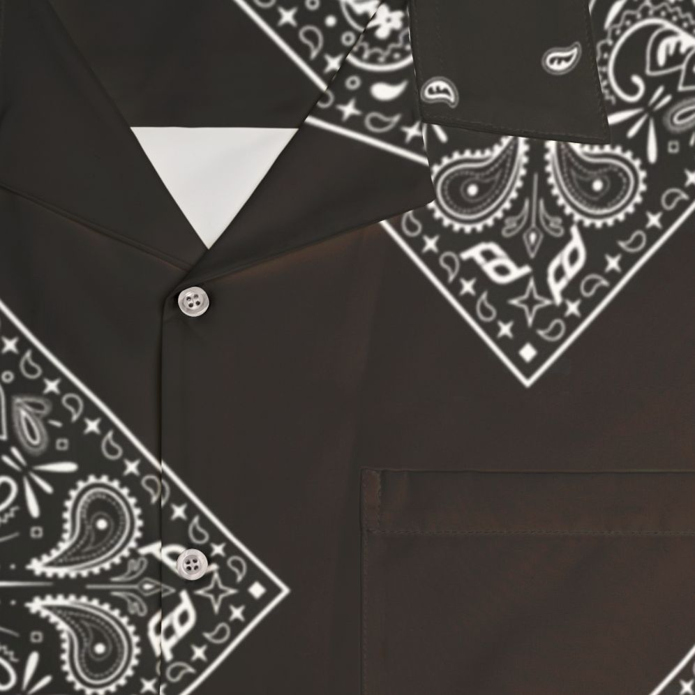 Bandana print Hawaiian shirt with graphic design - Detail