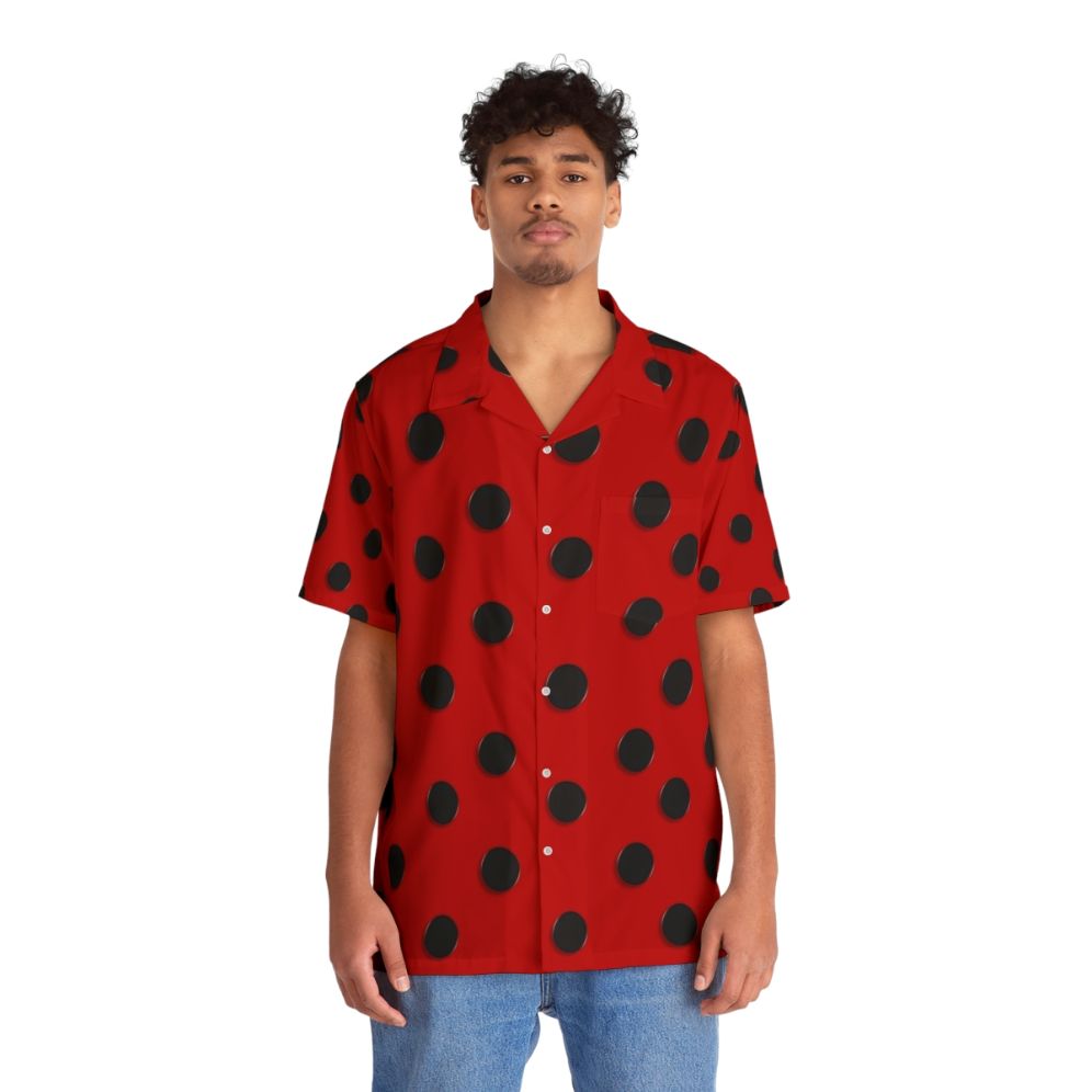 Charming ladybug Hawaiian shirt with vibrant floral print - People Front