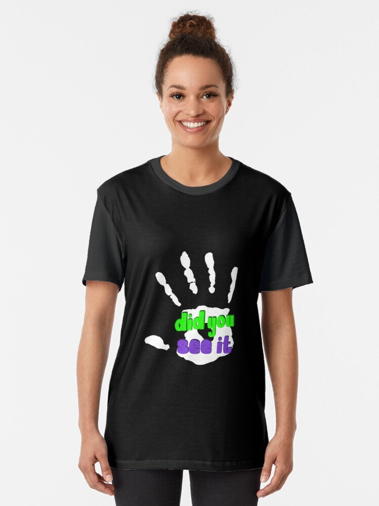 Graphic t-shirt with a scary nuclear explosion design - Women