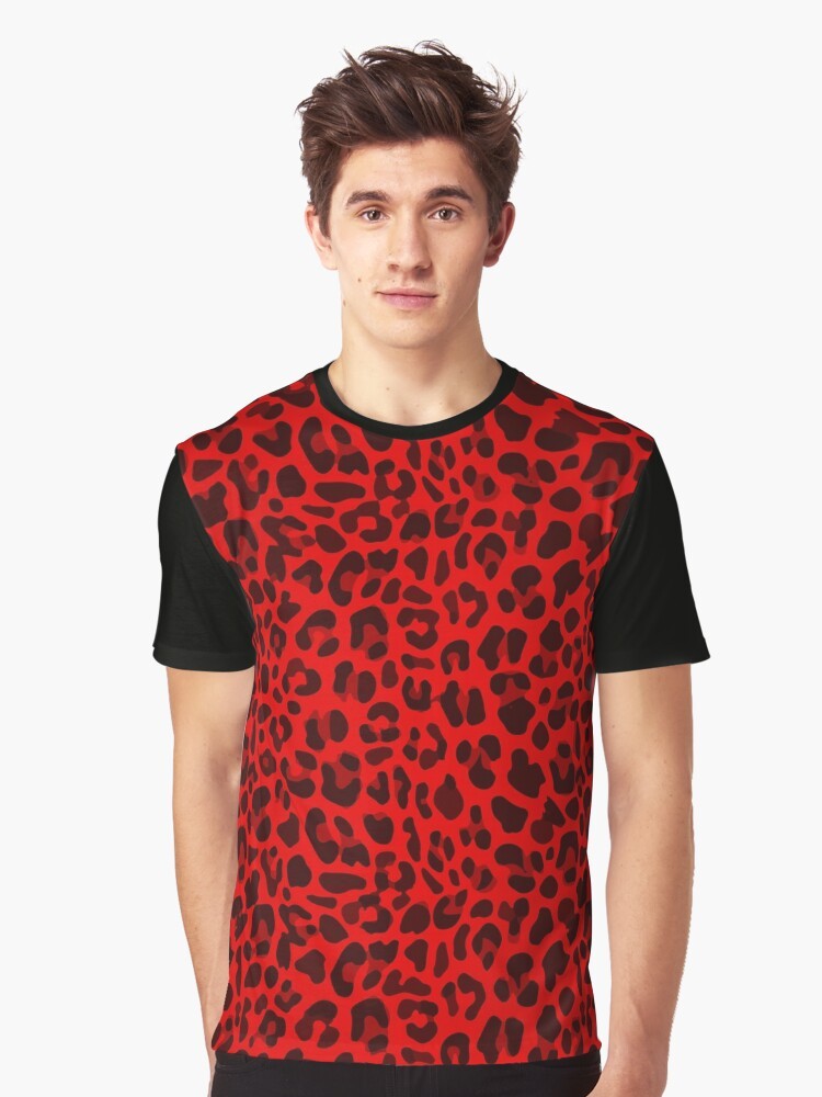 Vibrant red leopard print graphic t-shirt - Men